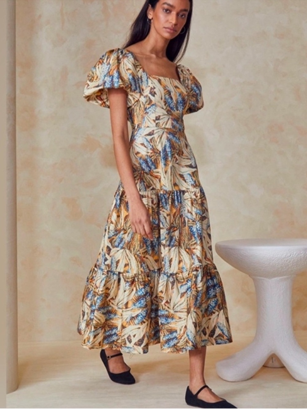 Hunter Bell Dress Cassidy Midi Puff Sleeve in Harvest Blue Pale Yellow Floral - Picture 5 of 9